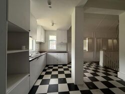 Admiralty Road East (D27), Detached #527572881